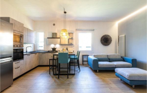 2 Bedroom Cozy Apartment In Rosignano Solvay